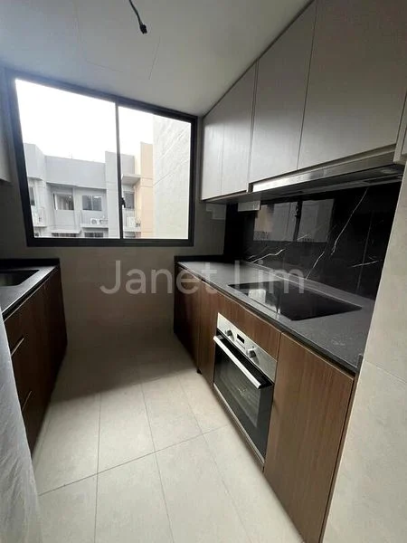 THE WATERGARDENS AT CANBERRA 9