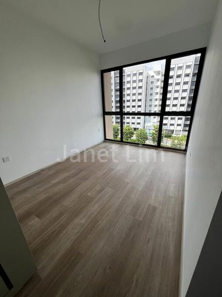 THE WATERGARDENS AT CANBERRA 10