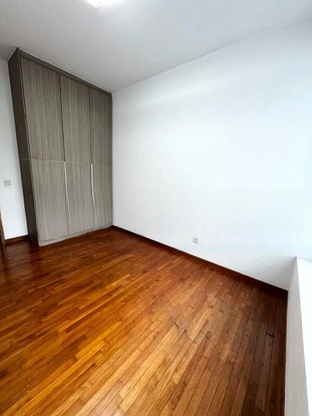 THE METROPOLITAN CONDOMINIUM 2