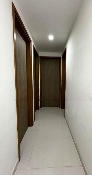 THE METROPOLITAN CONDOMINIUM 7