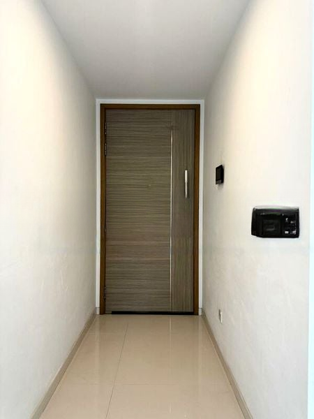 THE METROPOLITAN CONDOMINIUM 10