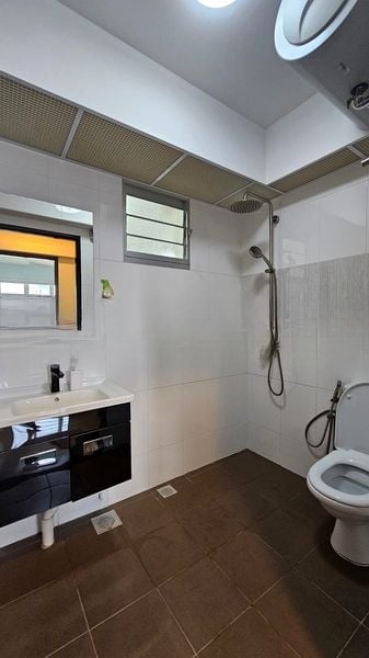 ST. GEORGE'S LANE 12