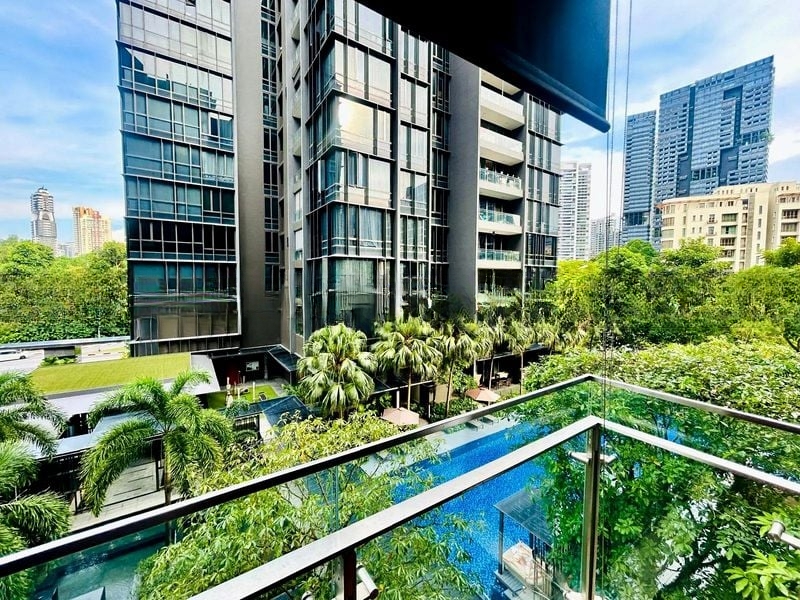 ONE BALMORAL 9
