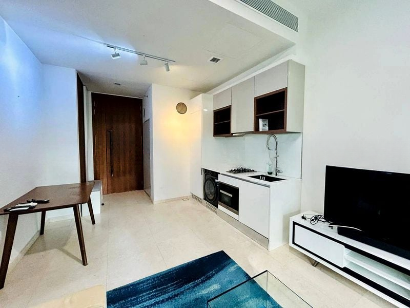 ONE BALMORAL 3