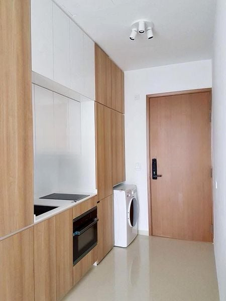 SPOTTISWOODE SUITES 5