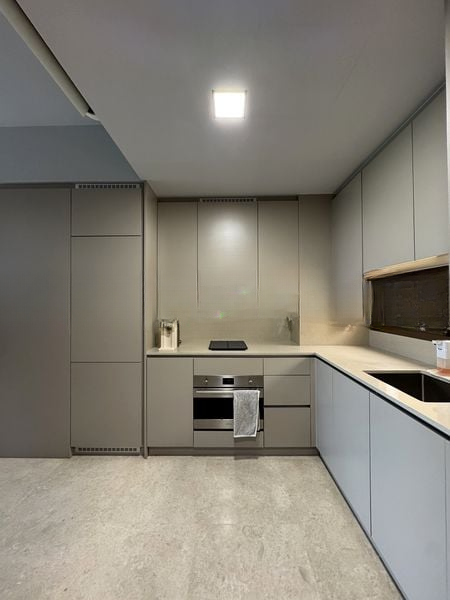 SEASIDE RESIDENCES 8