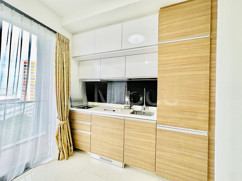 CENTRA HEIGHTS 4