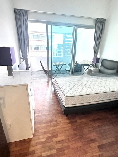 THE ROCHESTER RESIDENCES 2