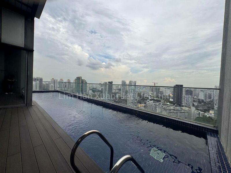 IRESIDENCES 15