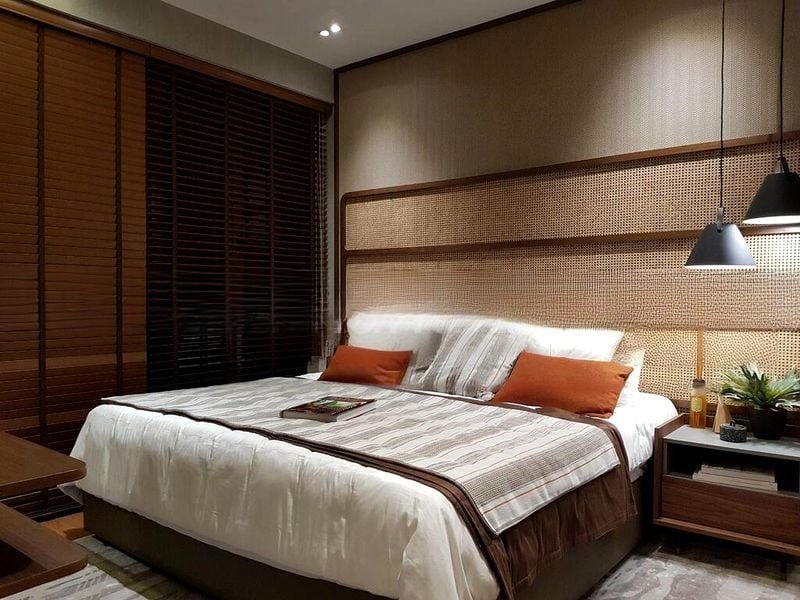 RIVERCOVE RESIDENCES 7