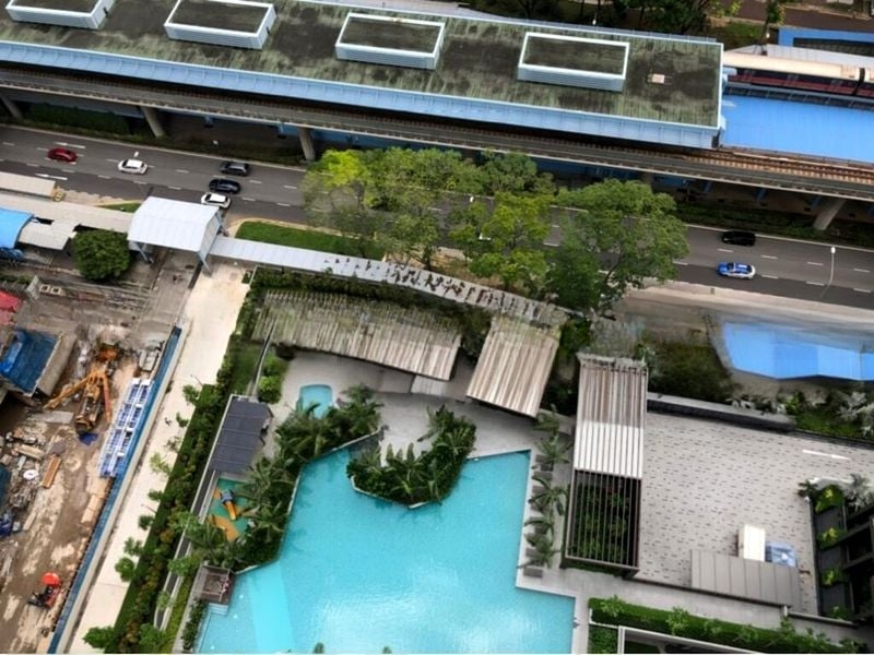 COMMONWEALTH TOWERS 14