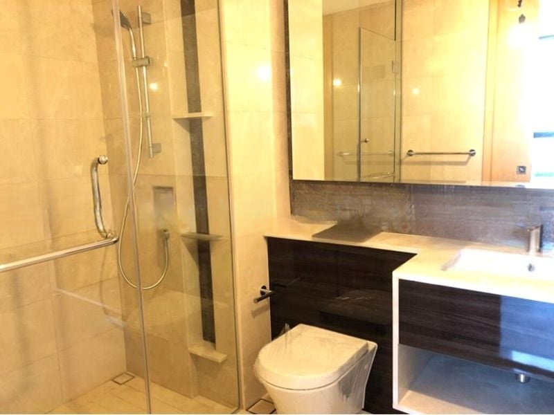 COMMONWEALTH TOWERS 15