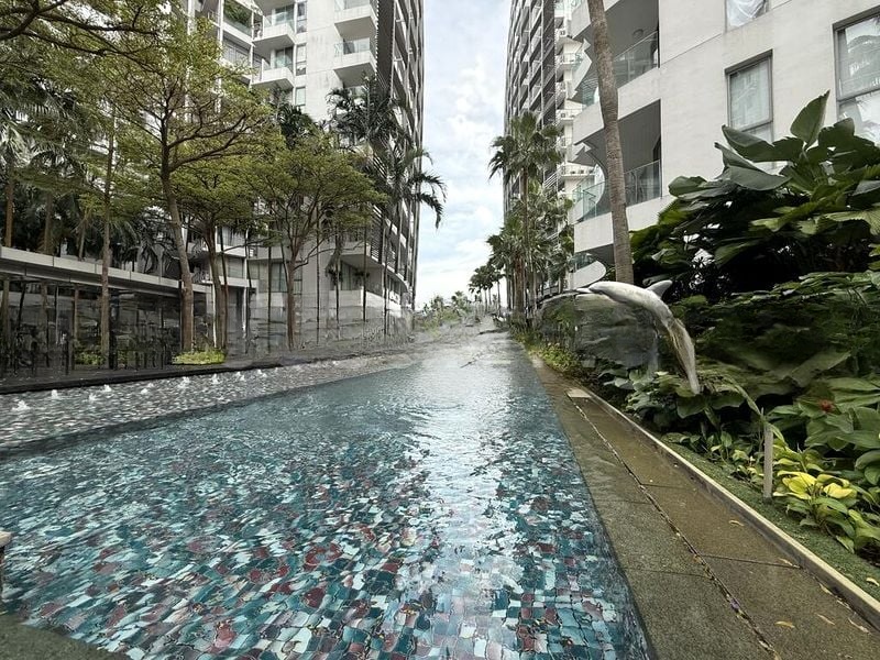 THE OCEANFRONT @ SENTOSA COVE 9