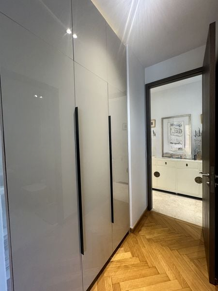 38 JERVOIS 9