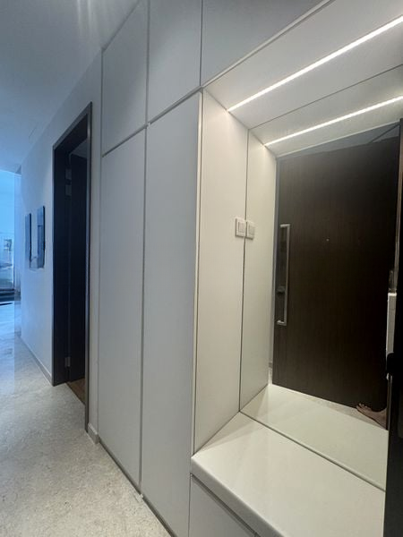 38 JERVOIS 8