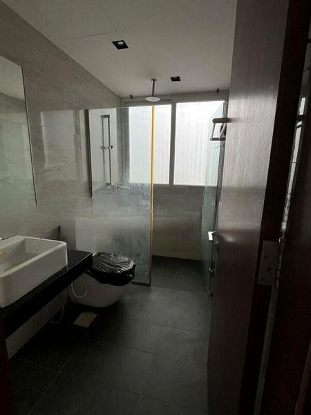 THE SHORELINE RESIDENCES II 10