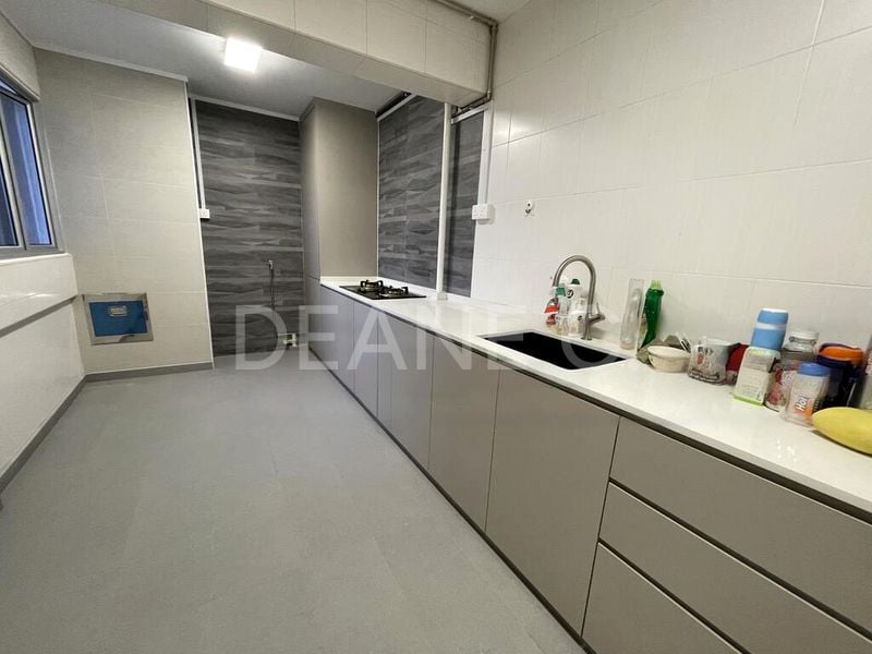 ANG MO KIO AVE 10 10