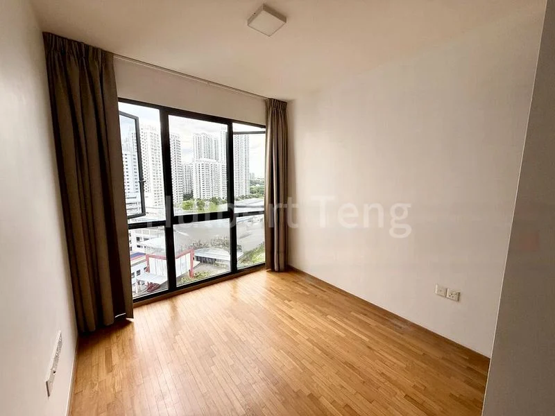 THE CLEMENT CANOPY 4