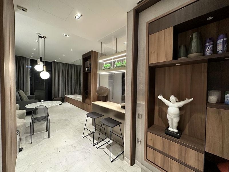 SOUTH BEACH RESIDENCES 8