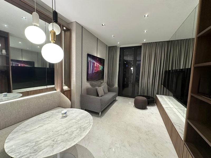 SOUTH BEACH RESIDENCES 7