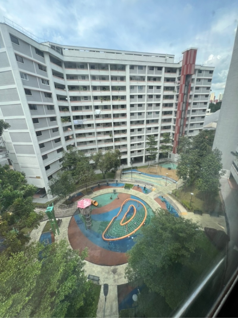 JURONG EAST ST 24 12