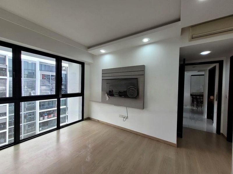 RIVERPARC RESIDENCE 9