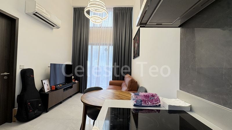 RIVERFRONT RESIDENCES 4