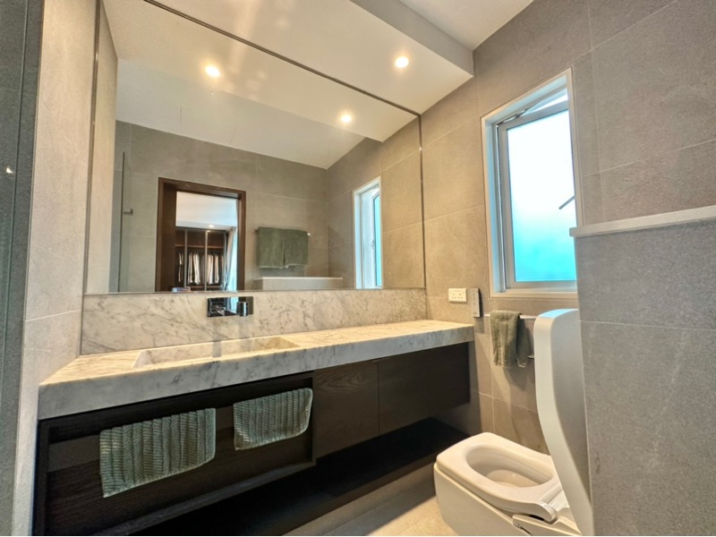 THE BOTANIC ON LLOYD 14