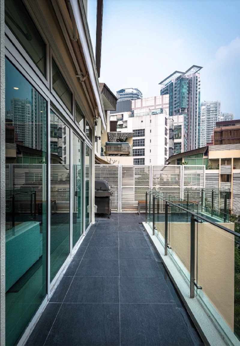 THE BOTANIC ON LLOYD 10