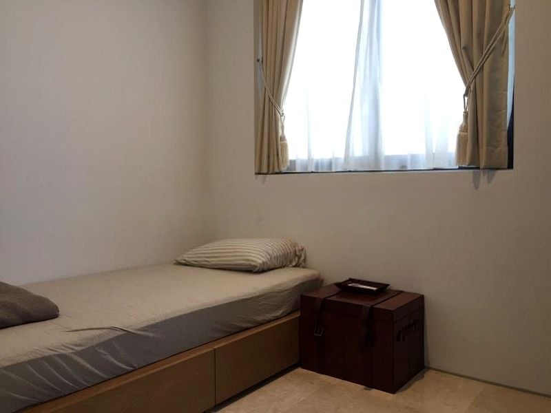 ROBINSON SUITES 6