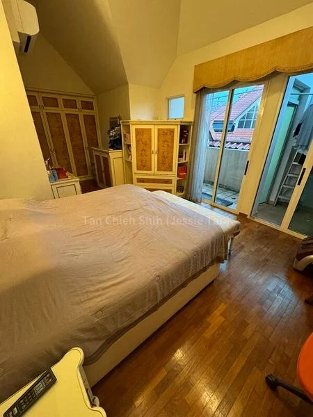 SELETAR SPRINGS CONDOMINIUM 4