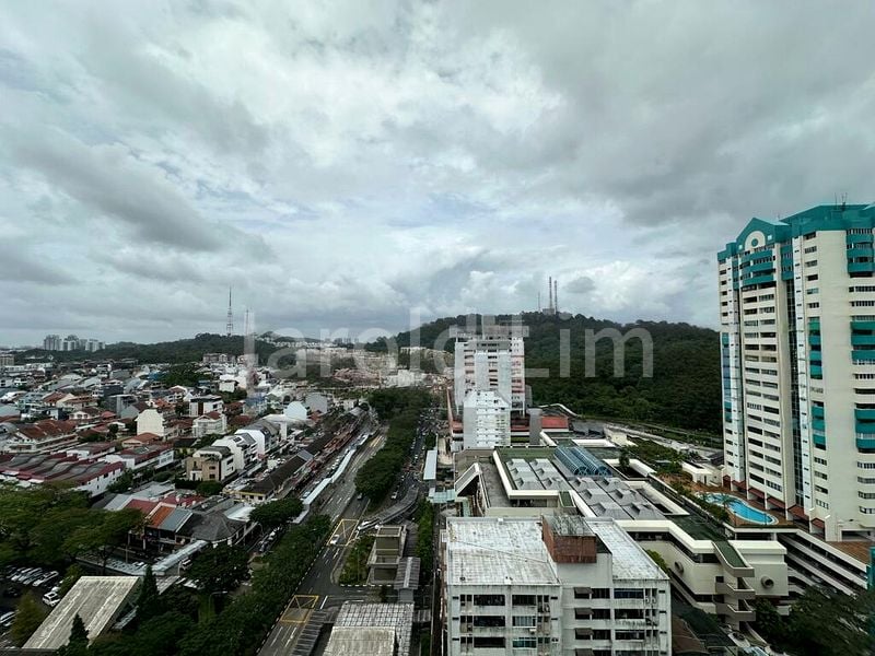 THE LINQ @ BEAUTY WORLD 2