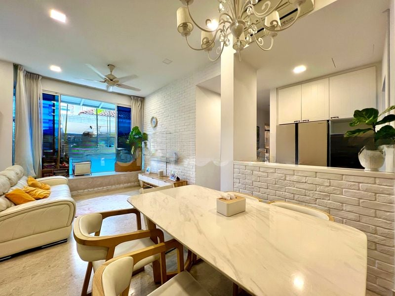 HERITAGE RESIDENCES 1