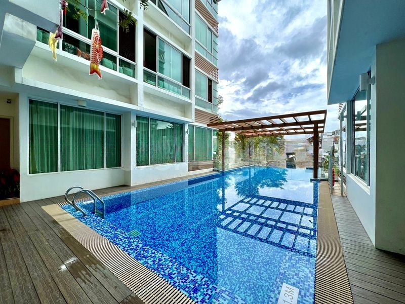 HERITAGE RESIDENCES 12
