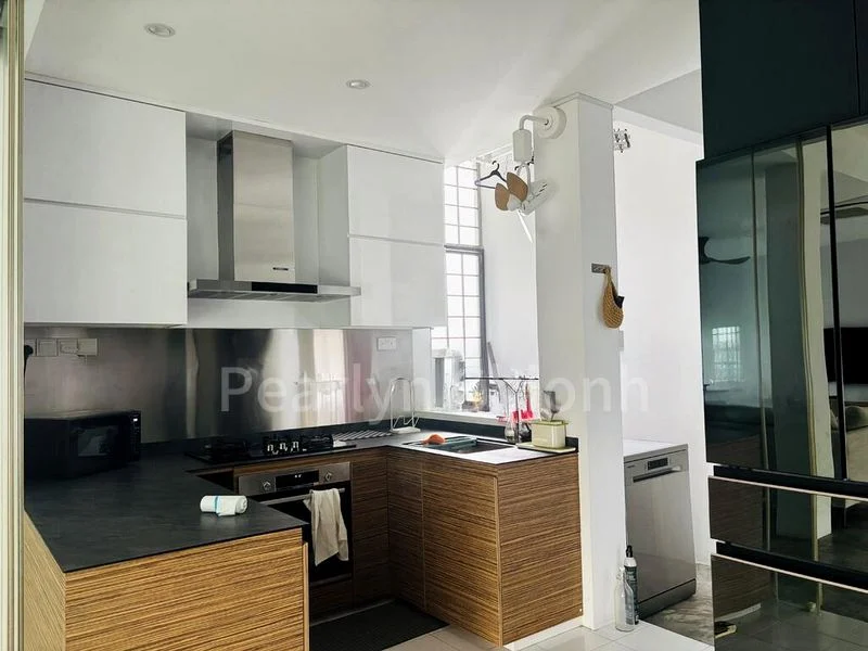 TELOK KURAU LODGE 10