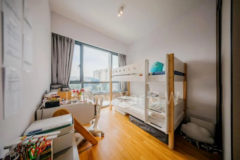 STIRLING RESIDENCES 3