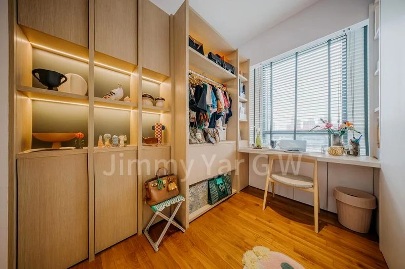 STIRLING RESIDENCES 6