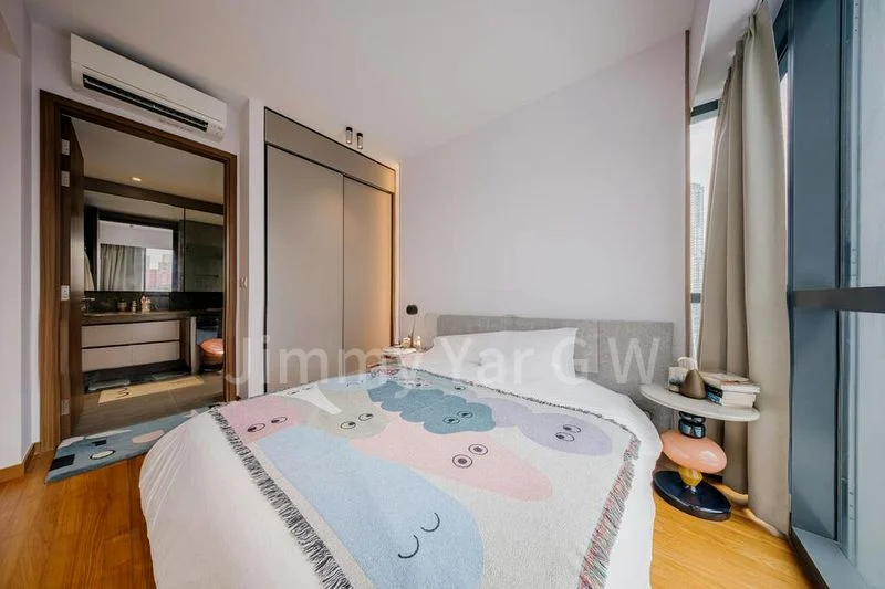 STIRLING RESIDENCES 7