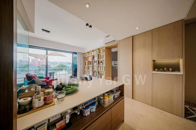 STIRLING RESIDENCES 11