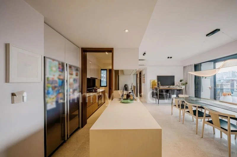 STIRLING RESIDENCES 12