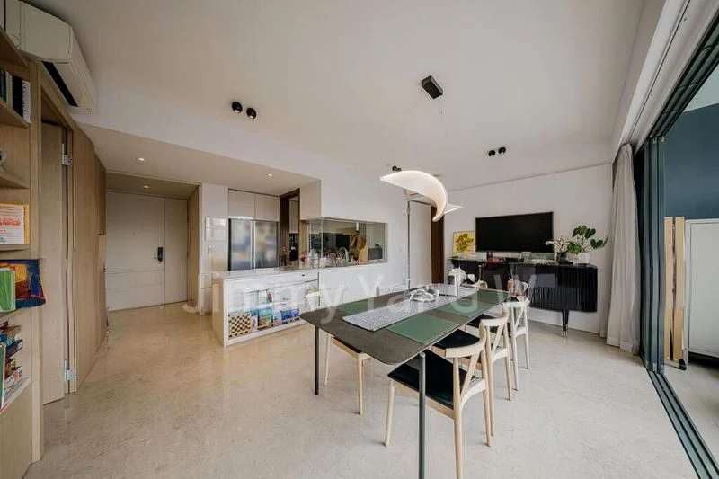 STIRLING RESIDENCES 14