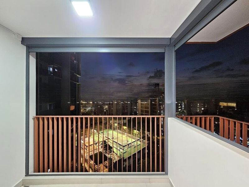 RIVERFRONT RESIDENCES 6