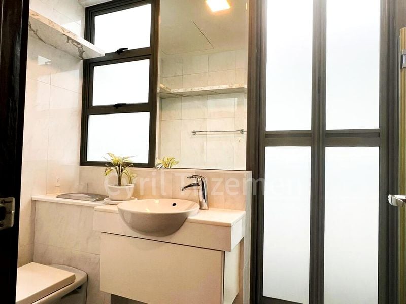 WATERMARK ROBERTSON QUAY 10