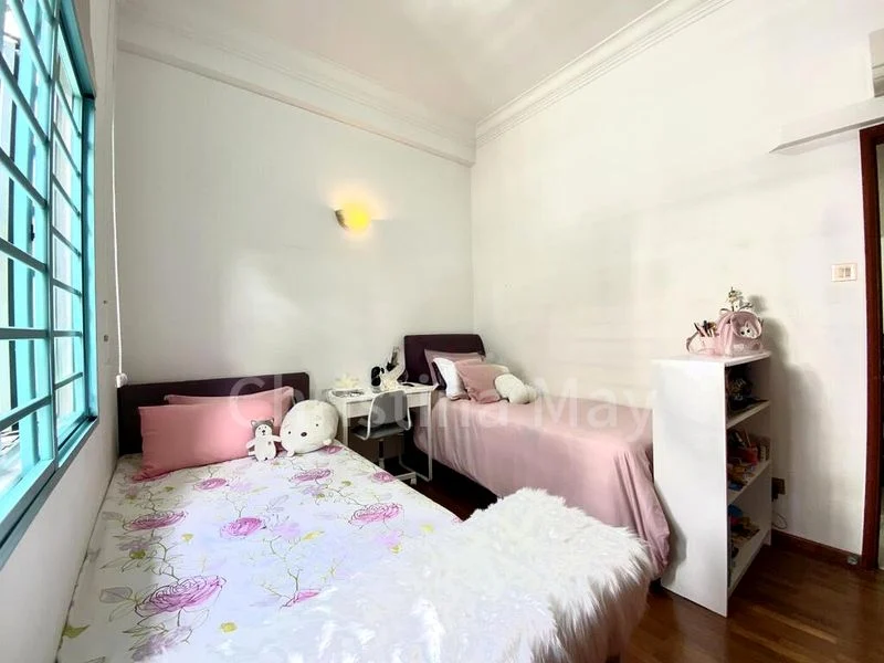 1 KING ALBERT PARK 14