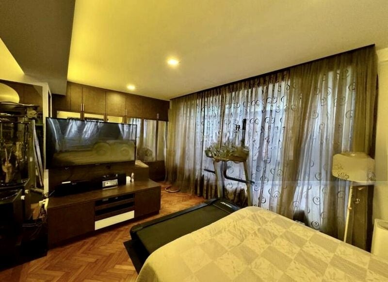 JADE VINE GARDENS 12