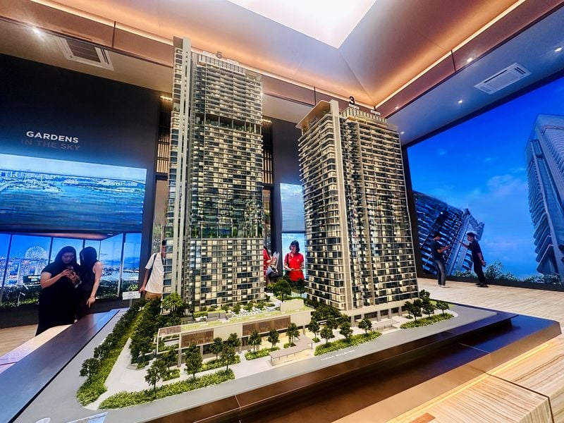 ONE MARINA GARDENS 2