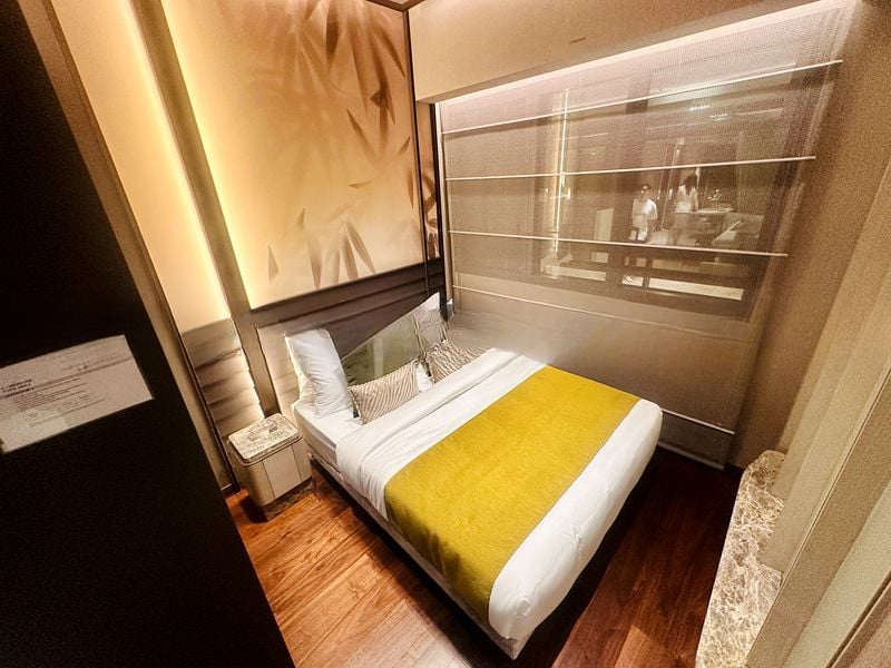 ONE MARINA GARDENS 14