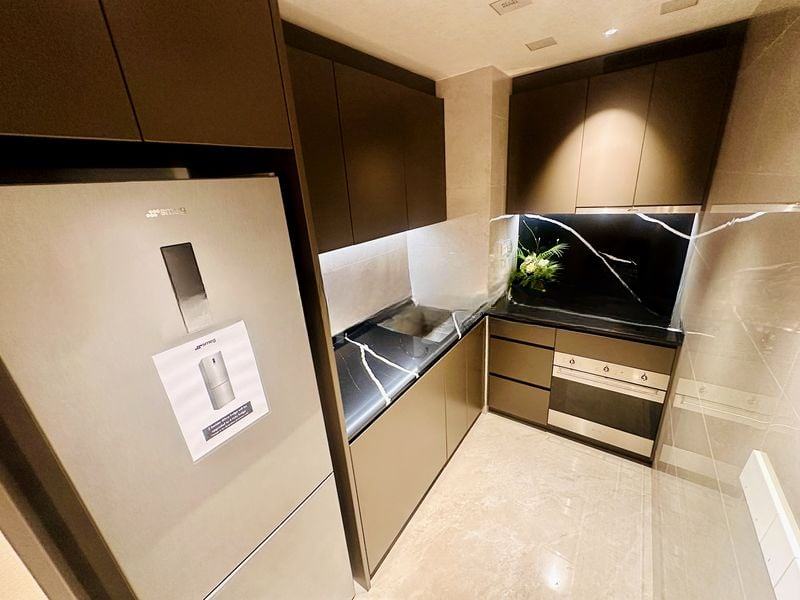 ONE MARINA GARDENS 11