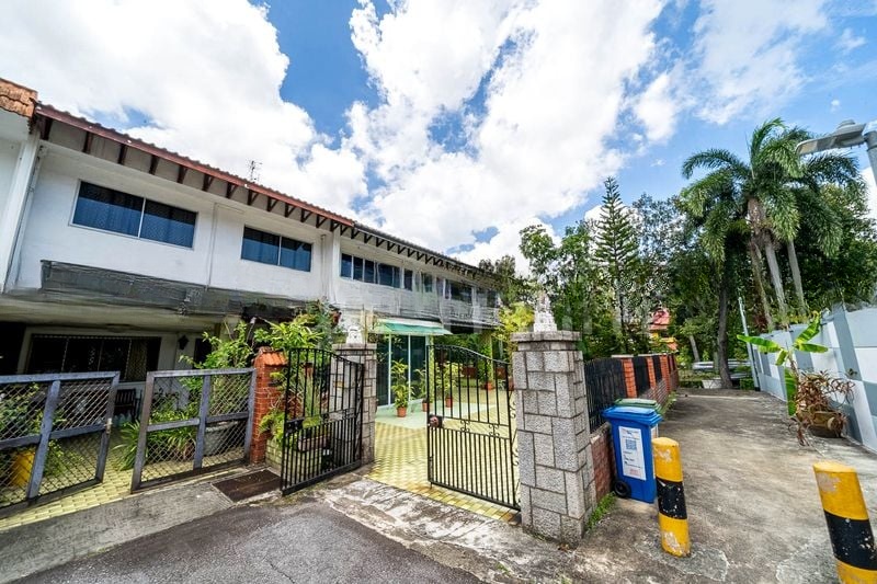 GOLDEN HILL ESTATE 4