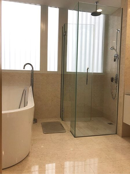 THE LINE @ TANJONG RHU 4